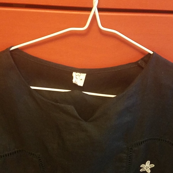 Black and white linen floral top - Picture 4 of 4